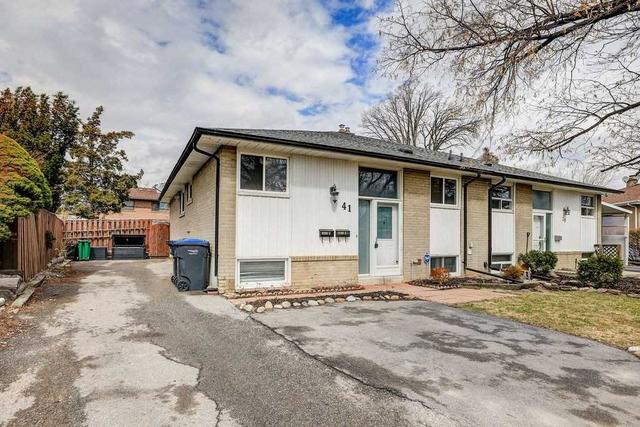 41 Athlone Ave, House semidetached with 3 bedrooms, 2 bathrooms and 5 parking in Brampton ON | Image 12