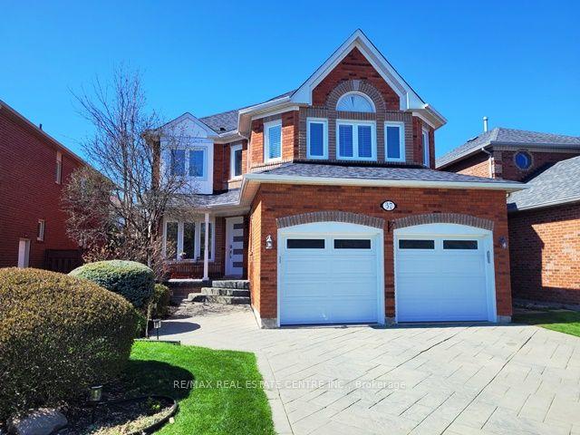 37 Miller Dr, House detached with 4 bedrooms, 4 bathrooms and 4 parking in Halton Hills ON | Image 1
