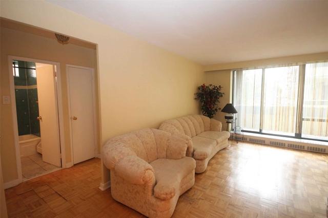 201 - 915 Midland Ave, Condo with 1 bedrooms, 1 bathrooms and 1 parking in Toronto ON | Image 17