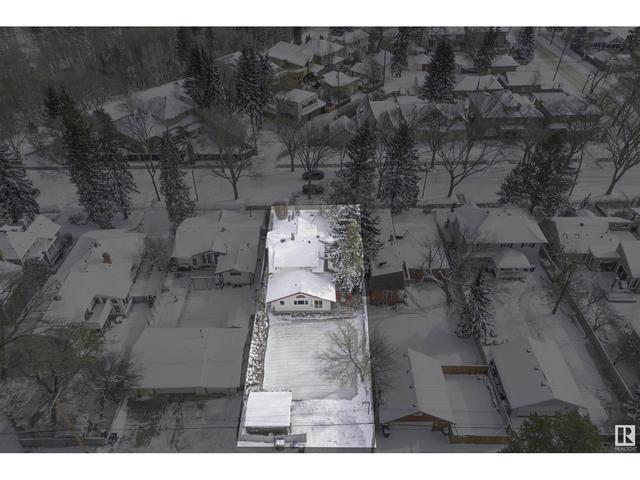 10024 147 St Nw, House detached with 5 bedrooms, 2 bathrooms and 3 parking in Edmonton AB | Image 44
