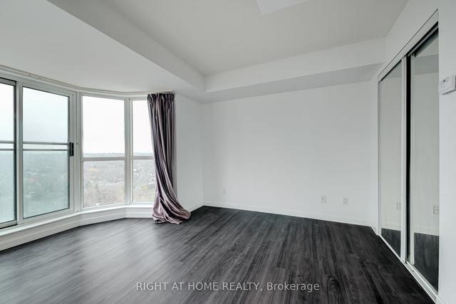 2303 - 8 Park Rd, Condo with 1 bedrooms, 1 bathrooms and 0 parking in Toronto ON | Image 4