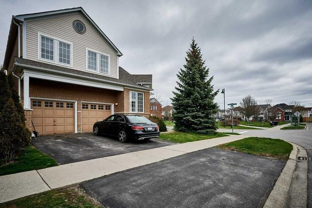 2 Handley Cres, House detached with 4 bedrooms, 4 bathrooms and 4 parking in Ajax ON | Image 12