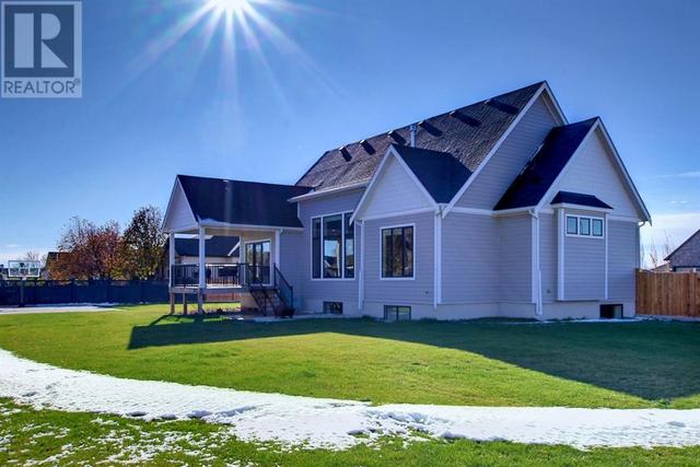 206 6a Street, House detached with 4 bedrooms, 3 bathrooms and 9 parking in Stirling AB | Image 5