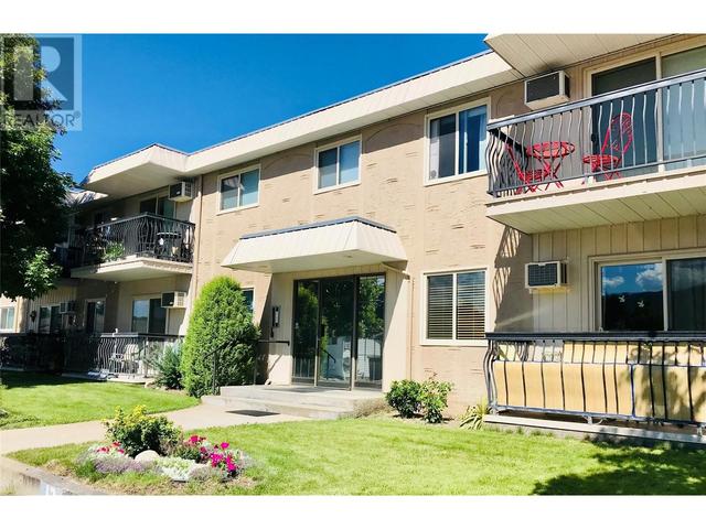 203 - 11 Jonagold Place, Condo with 2 bedrooms, 1 bathrooms and 1 parking in Osoyoos BC | Image 1