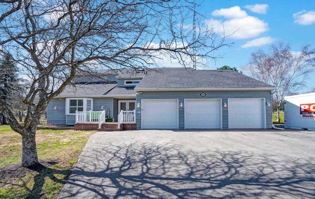 60 Potters Lane, House detached with 3 bedrooms, 4 bathrooms and 13 parking in Clarington ON | Image 1