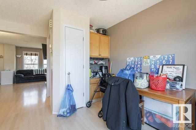 1223 76 St Sw, House semidetached with 3 bedrooms, 2 bathrooms and null parking in Edmonton AB | Image 22