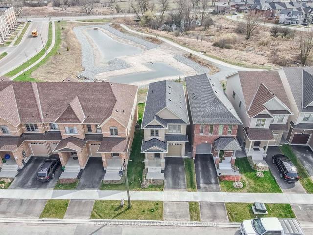 59 Bayardo Dr, House detached with 3 bedrooms, 3 bathrooms and 2 parking in Oshawa ON | Image 23