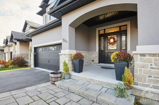 514 Adamson Crescent, House detached with 4 bedrooms, 3 bathrooms and 4 parking in Ottawa ON | Image 2