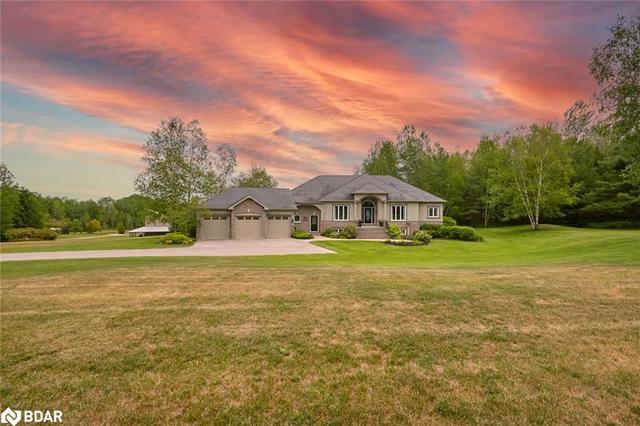 103 Mount St Louis Road W, House detached with 5 bedrooms, 3 bathrooms and 15 parking in Oro Medonte ON | Image 1