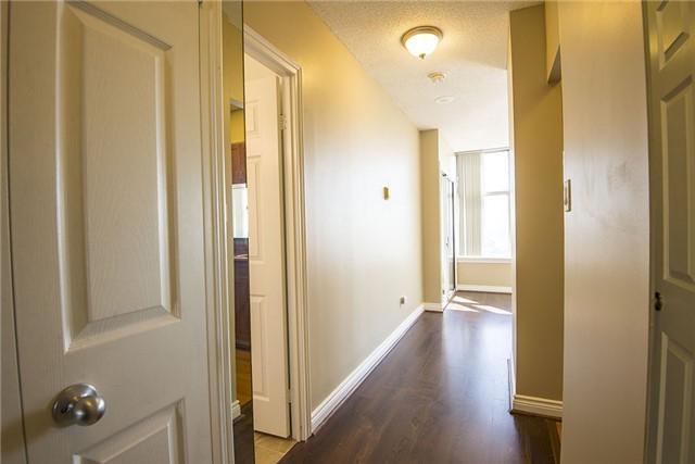 uph 1 - 880 Dundas St W, Condo with 1 bedrooms, 1 bathrooms and 1 parking in Mississauga ON | Image 9