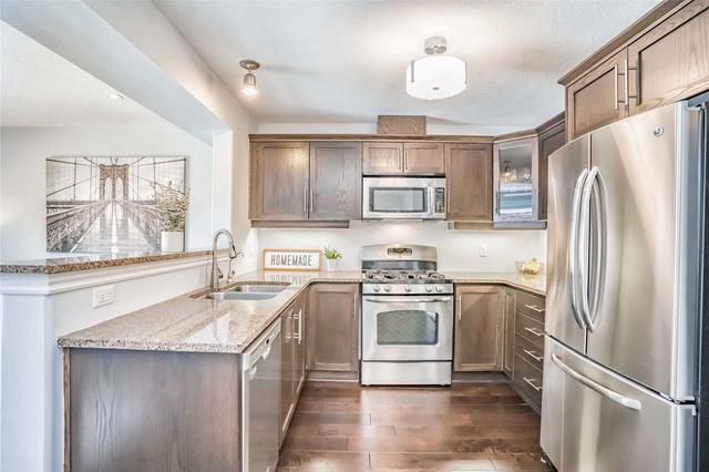 26 Couling Cres, House attached with 3 bedrooms, 3 bathrooms and 2 parking in Guelph ON | Image 36