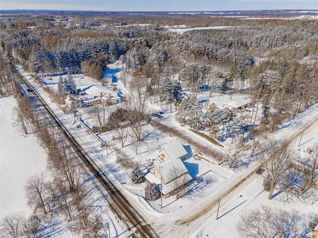 4092 Sideroad 25 S, House detached with 4 bedrooms, 2 bathrooms and 6 parking in Puslinch ON | Image 12