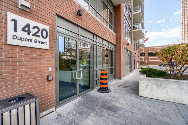 1810 - 1420 Dupont St, Condo with 2 bedrooms, 1 bathrooms and 1 parking in Toronto ON | Image 23