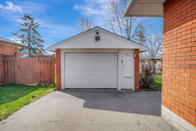 107 Bechtel Ave, House detached with 3 bedrooms, 1 bathrooms and 4 parking in Wilmot ON | Image 31