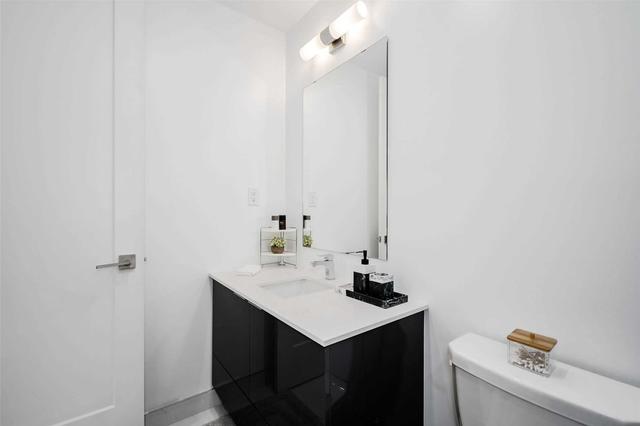 719 - 120 Parliament St, Condo with 2 bedrooms, 2 bathrooms and 1 parking in Toronto ON | Image 11