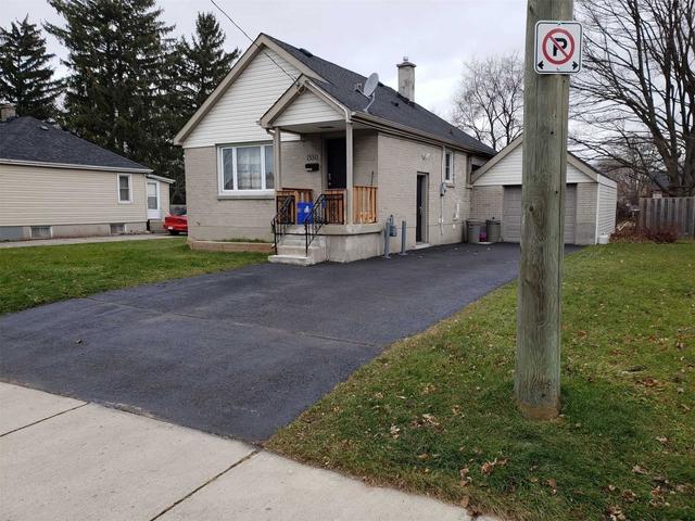 1550 Hartlet St, House detached with 3 bedrooms, 2 bathrooms and 5 parking in London ON | Image 1