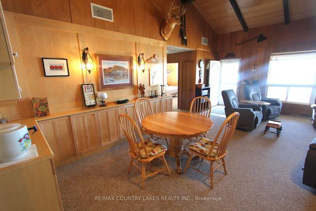 151 Mckelvey Beach Rd, House detached with 5 bedrooms, 2 bathrooms and 8 parking in Kawartha Lakes ON | Image 3