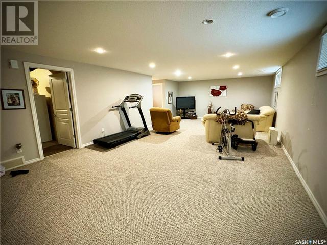 2239 Gardiner Place, House detached with 4 bedrooms, 3 bathrooms and null parking in Regina SK | Image 15