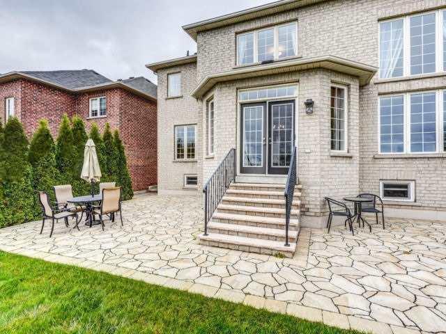 104 Ravine Edge Dr, House detached with 4 bedrooms, 5 bathrooms and 3 parking in Richmond Hill ON | Image 17