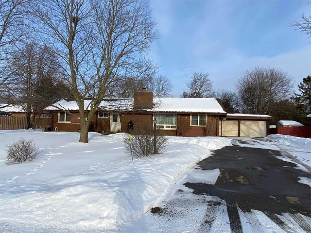 14 Linwood Rd, House detached with 3 bedrooms, 3 bathrooms and 7 parking in Kawartha Lakes ON | Image 1