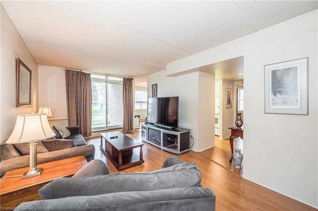 106 - 65 Silvercreek Pkwy, Condo with 4 bedrooms, 3 bathrooms and 1 parking in Guelph ON | Image 30