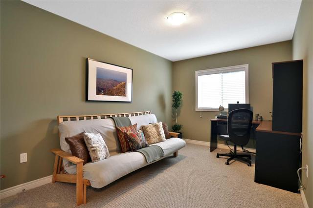 61 Redcedar Cres, House attached with 3 bedrooms, 3 bathrooms and 1 parking in Hamilton ON | Image 14