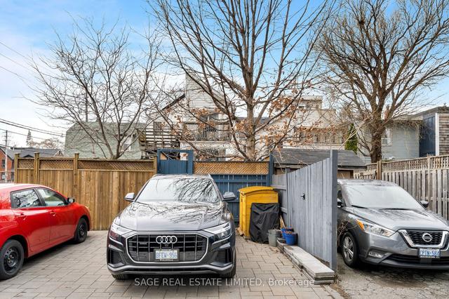907 Palmerston Ave, House semidetached with 2 bedrooms, 2 bathrooms and 1 parking in Toronto ON | Image 35