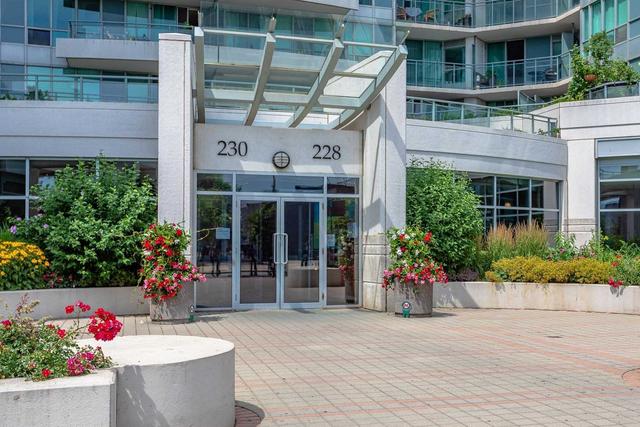 2502 - 228 Queens Quay W, Condo with 2 bedrooms, 2 bathrooms and 0 parking in Toronto ON | Image 12