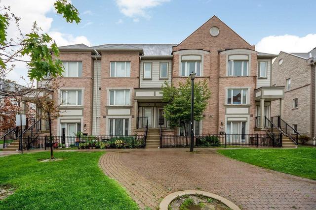 126 - 3050 Erin Centre Blvd, Townhouse with 3 bedrooms, 3 bathrooms and 1 parking in Mississauga ON | Image 1