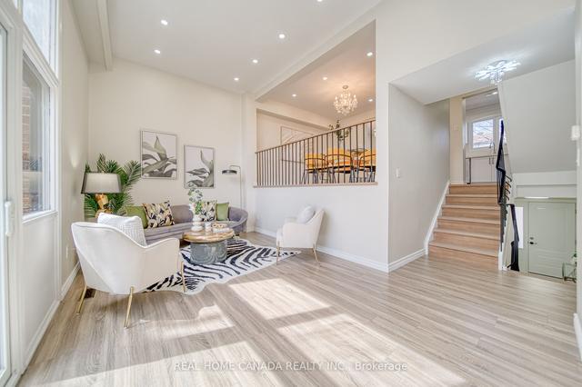 43 - 331 Trudelle St, Townhouse with 3 bedrooms, 3 bathrooms and 2 parking in Toronto ON | Image 1