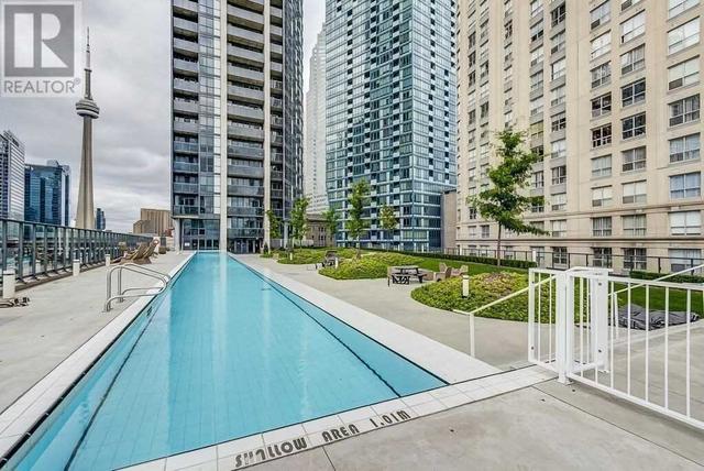 2605 - 1 The Esplanade Dr, Condo with 1 bedrooms, 1 bathrooms and 0 parking in Toronto ON | Image 4