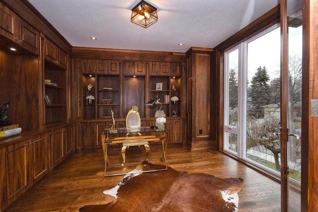 27 George Henry Blvd, House detached with 5 bedrooms, 8 bathrooms and 7 parking in Toronto ON | Image 5