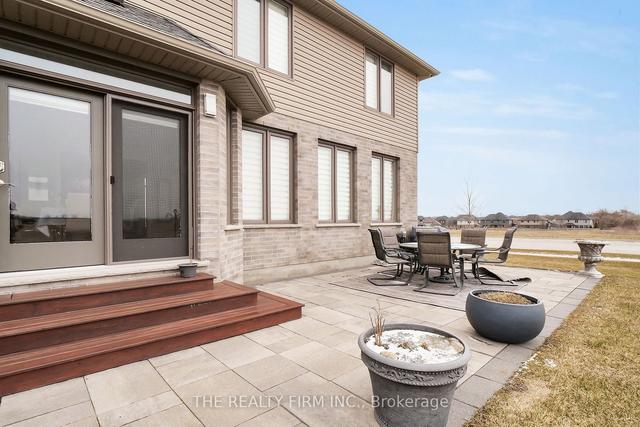 2217 Dauncey Cres, House detached with 4 bedrooms, 3 bathrooms and 7 parking in London ON | Image 27