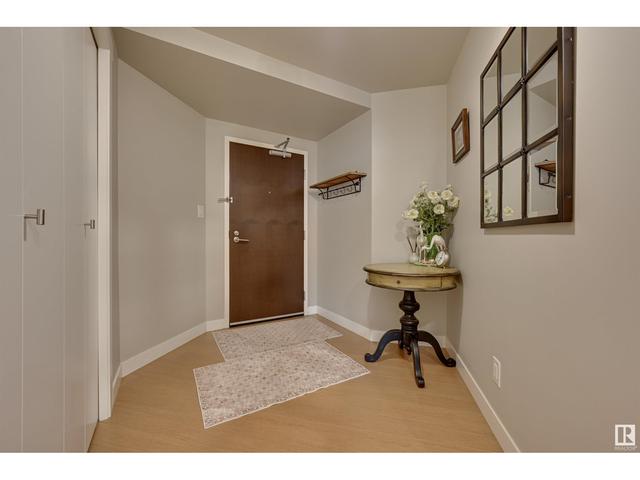 2204 - 10410 102 Av Nw, Condo with 2 bedrooms, 2 bathrooms and 1 parking in Edmonton AB | Image 31