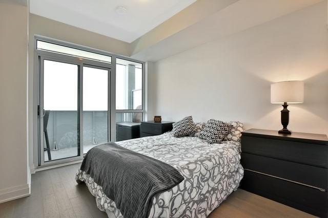 1707 - 55 Speers Rd, Condo with 1 bedrooms, 1 bathrooms and 1 parking in Oakville ON | Image 11