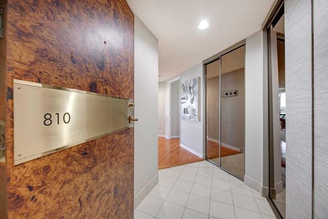 810 - 10 Kenneth Ave, Condo with 2 bedrooms, 2 bathrooms and 1 parking in Toronto ON | Image 23