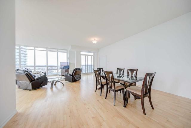 5201 - 65 Bremner Blvd, Condo with 3 bedrooms, 3 bathrooms and 1 parking in Toronto ON | Image 19