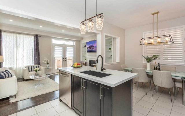 119 Cornwall Dr, House semidetached with 4 bedrooms, 4 bathrooms and 3 parking in Markham ON | Image 7