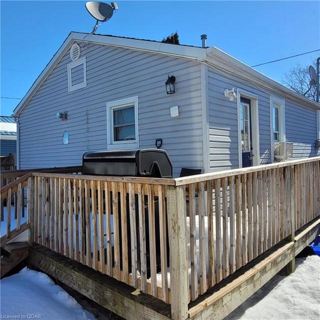50 Bentinck Street, House detached with 2 bedrooms, 1 bathrooms and null parking in Quinte West ON | Image 9