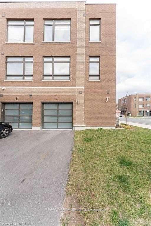 1 Antrin St, House attached with 2 bedrooms, 3 bathrooms and 2 parking in Vaughan ON | Image 12