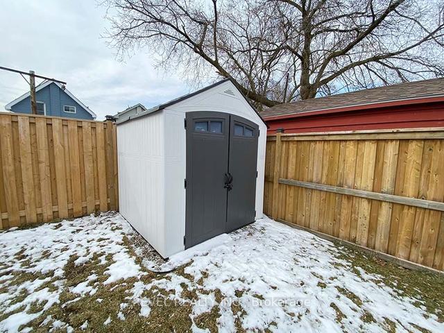 31 Kennedy St, House detached with 2 bedrooms, 2 bathrooms and 5 parking in Brantford ON | Image 22