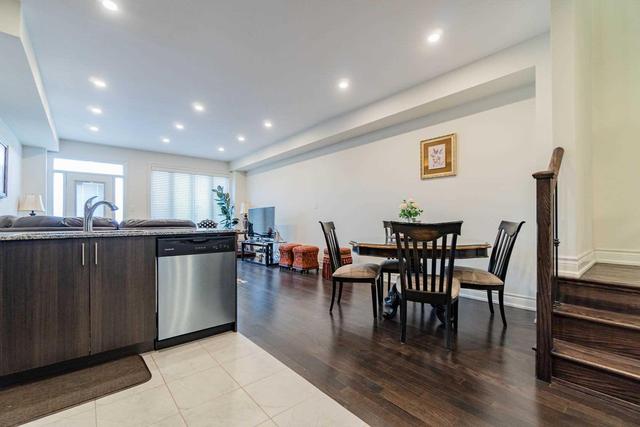 7 Brushwood Dr, House attached with 3 bedrooms, 3 bathrooms and 2 parking in Brampton ON | Image 10