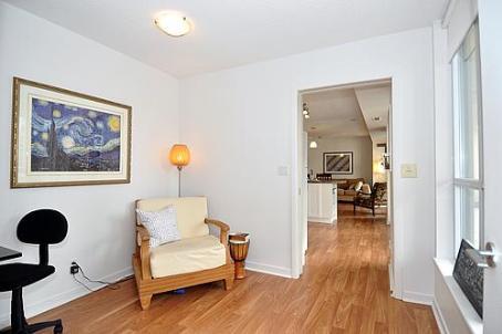 809 - 76 Shuter St, Condo with 1 bedrooms, 1 bathrooms and null parking in Toronto ON | Image 5