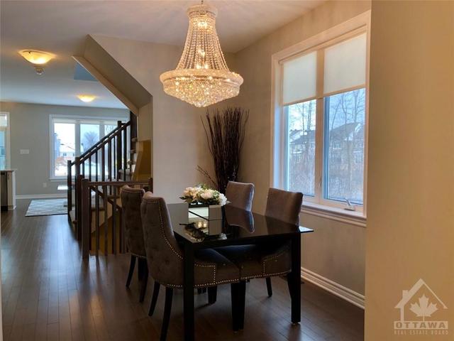 805 Cedar Creek Drive, Townhouse with 3 bedrooms, 3 bathrooms and 2 parking in Ottawa ON | Image 4