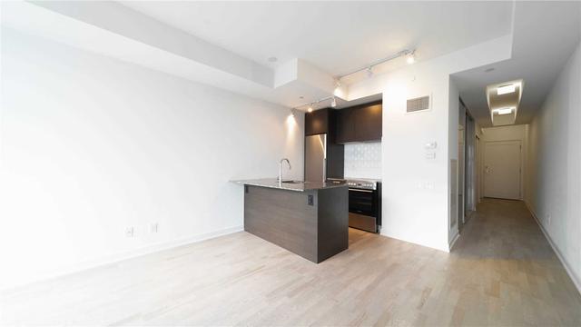 716 - 57 St Joseph St, Condo with 1 bedrooms, 1 bathrooms and 0 parking in Toronto ON | Image 10