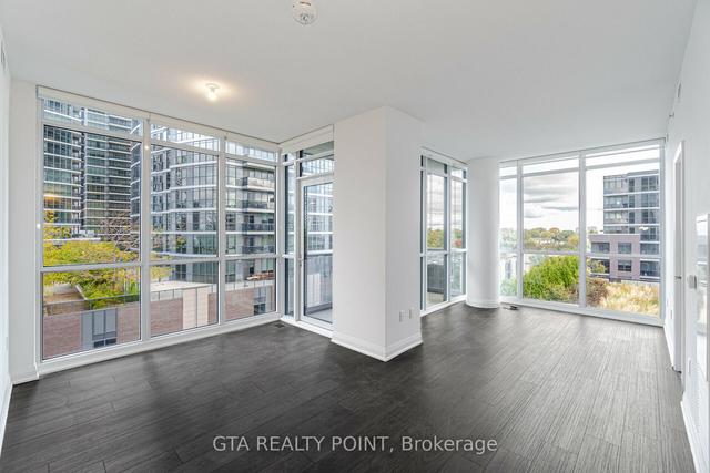 605 - 30 Gibbs Rd, Condo with 2 bedrooms, 2 bathrooms and 1 parking in Toronto ON | Image 4