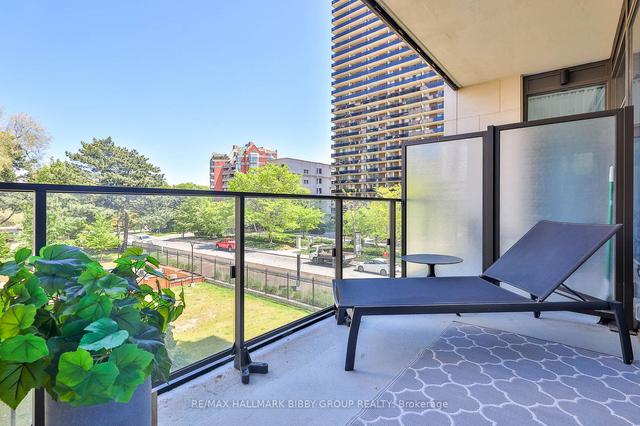 201 - 6 Jackes Ave, Condo with 2 bedrooms, 3 bathrooms and 2 parking in Toronto ON | Image 32