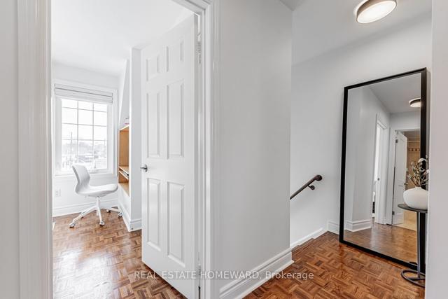 4 Lilac Ave, House semidetached with 3 bedrooms, 3 bathrooms and 2 parking in Toronto ON | Image 9