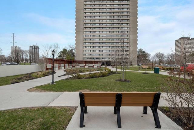 1406 - 735 Don Mills Rd, Condo with 2 bedrooms, 1 bathrooms and 1 parking in Toronto ON | Image 11