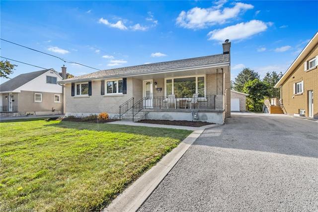 7 Mackenzie Crescent, House detached with 4 bedrooms, 2 bathrooms and 7 parking in Kingston ON | Image 23